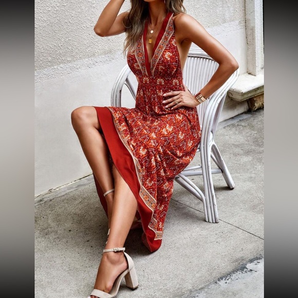 Boho floral print ruffle hem tie back halter maxi dress - Picture 4 of 7